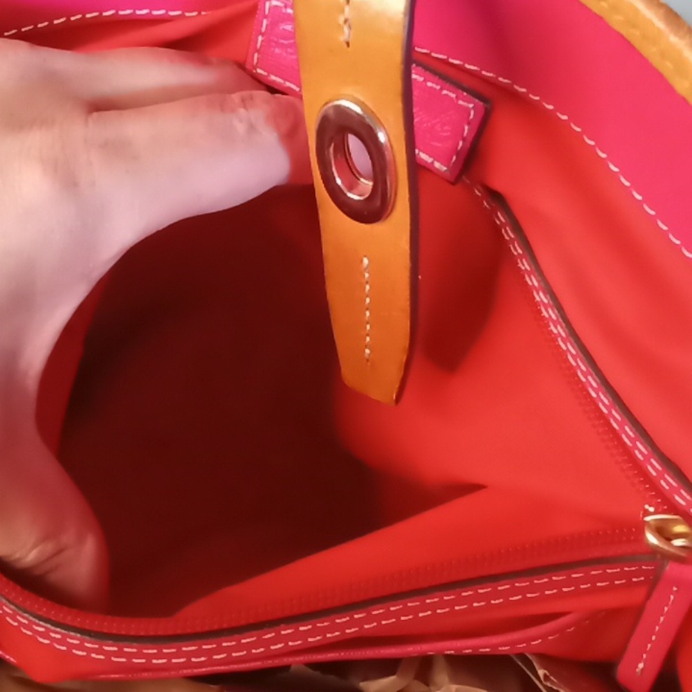 Dooney & Bourke Women’s White and Tan Leather Tote - Picture 16 of 16